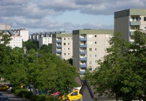 1200px-Tensta_2009c